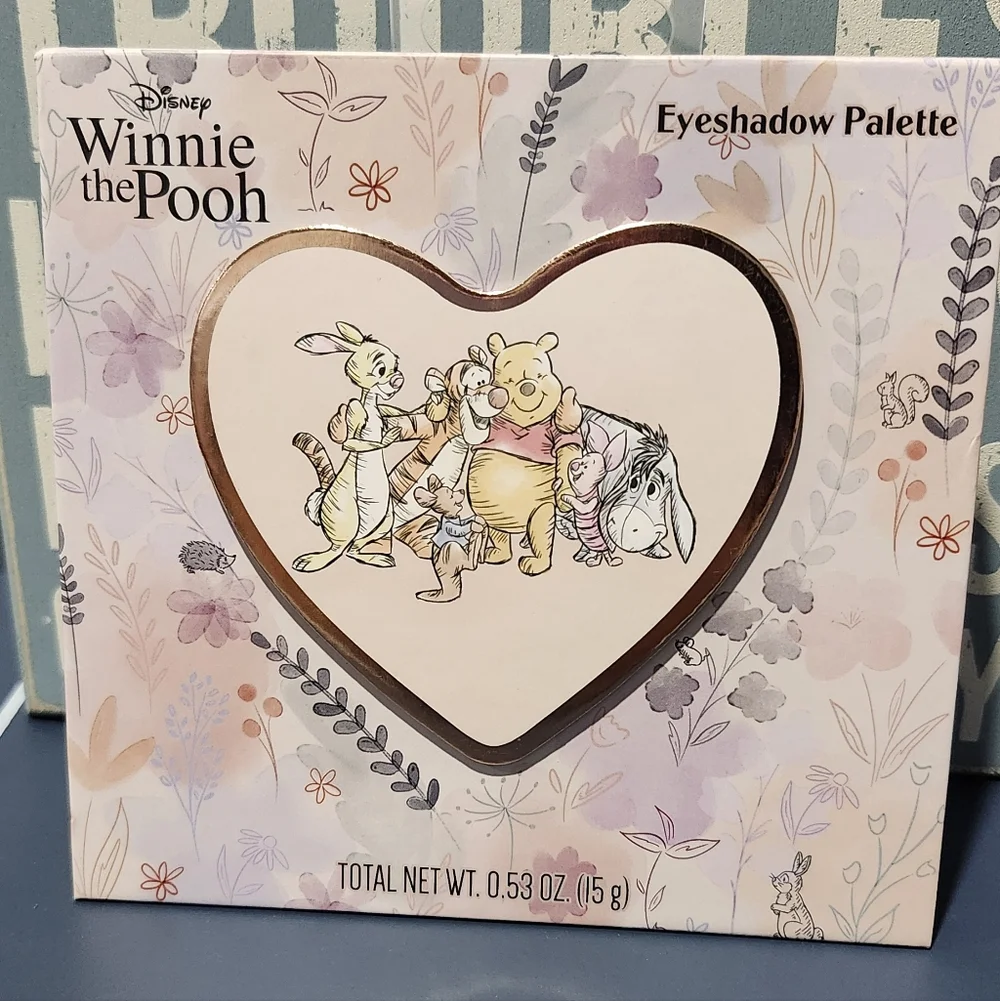 Disney Winnie the Pooh Eyeshadow Palette